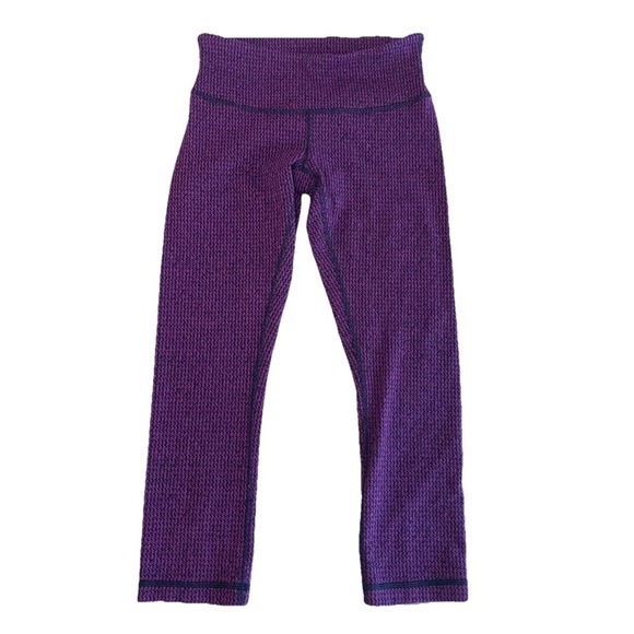 LULULEMON Wunder Under Crop 4 Teeny Tooth Deep Fuchsia Black - Picture 2 of 8